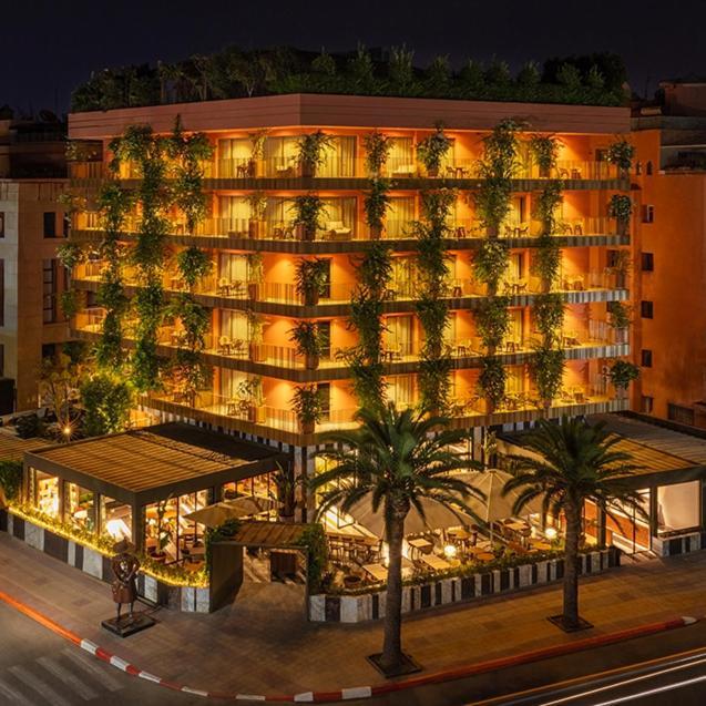 Hotel Jadali&Spa Marrakesh Bagian luar foto The hotel at night