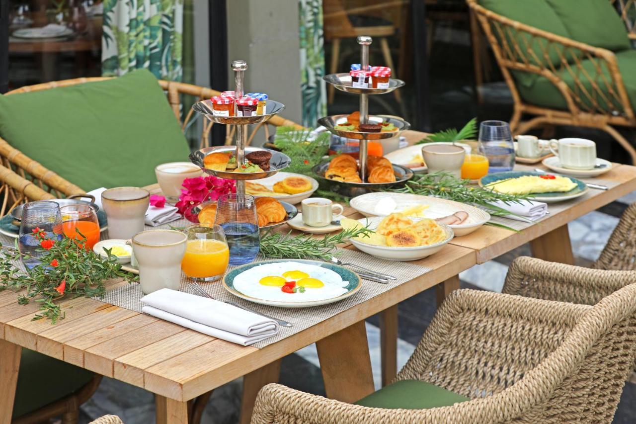 Hotel Jadali&Spa Marrakesh Bagian luar foto A breakfast table