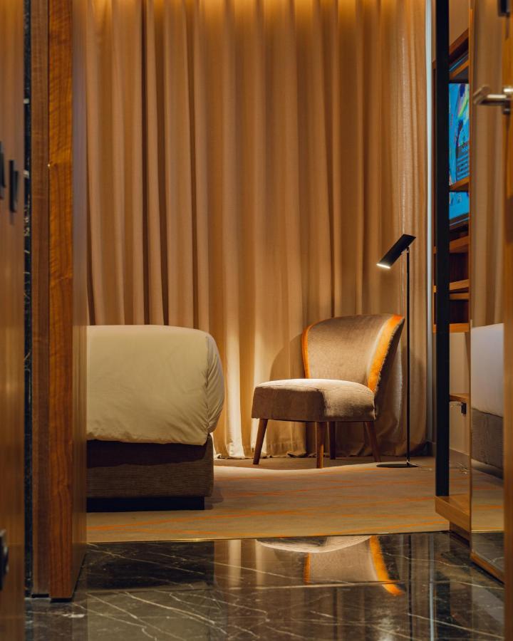 Hotel Jadali&Spa Marrakesh Bagian luar foto A room at the hotel